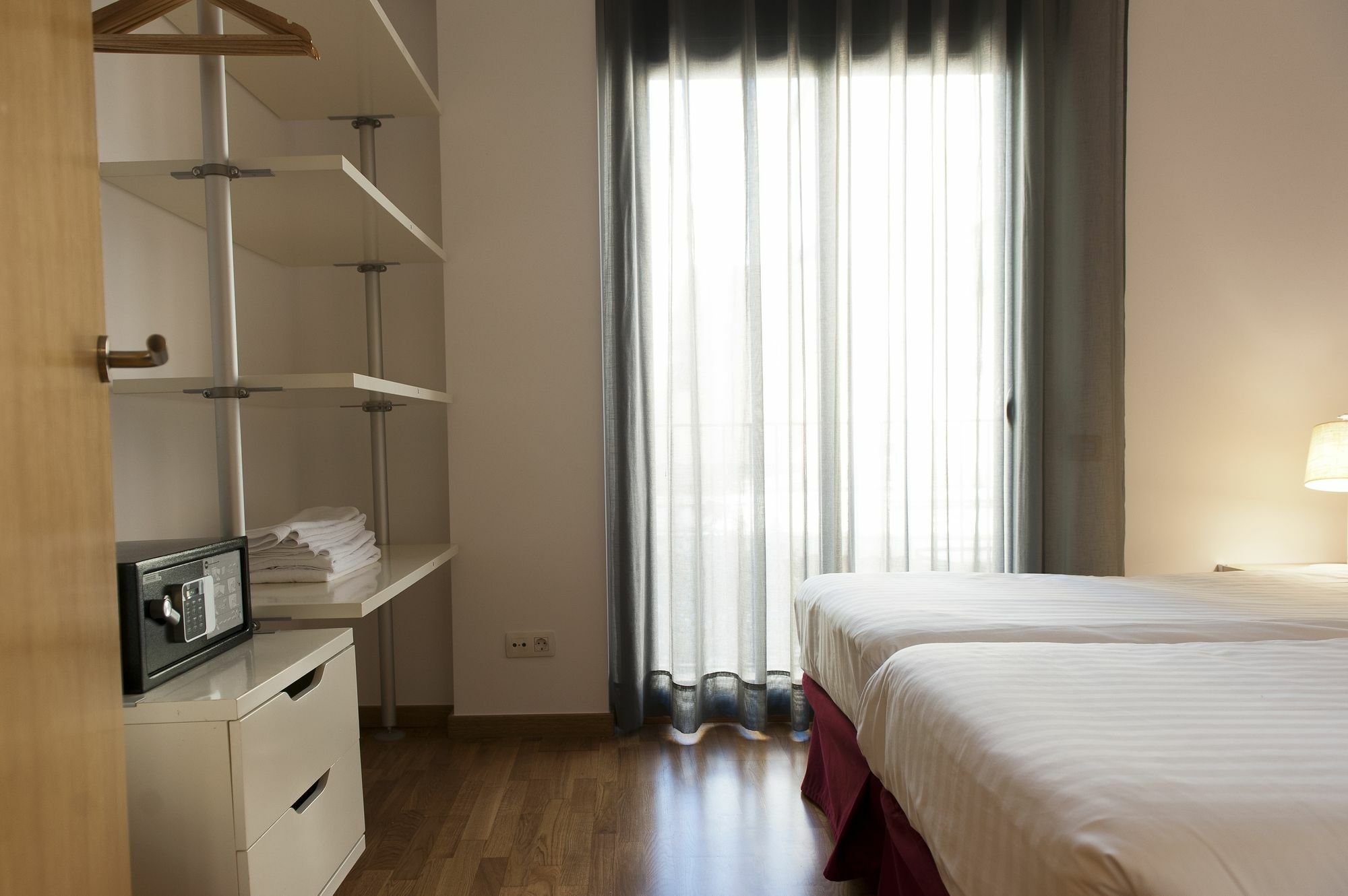 Mh Apartments Gracia Барселона Екстериор снимка