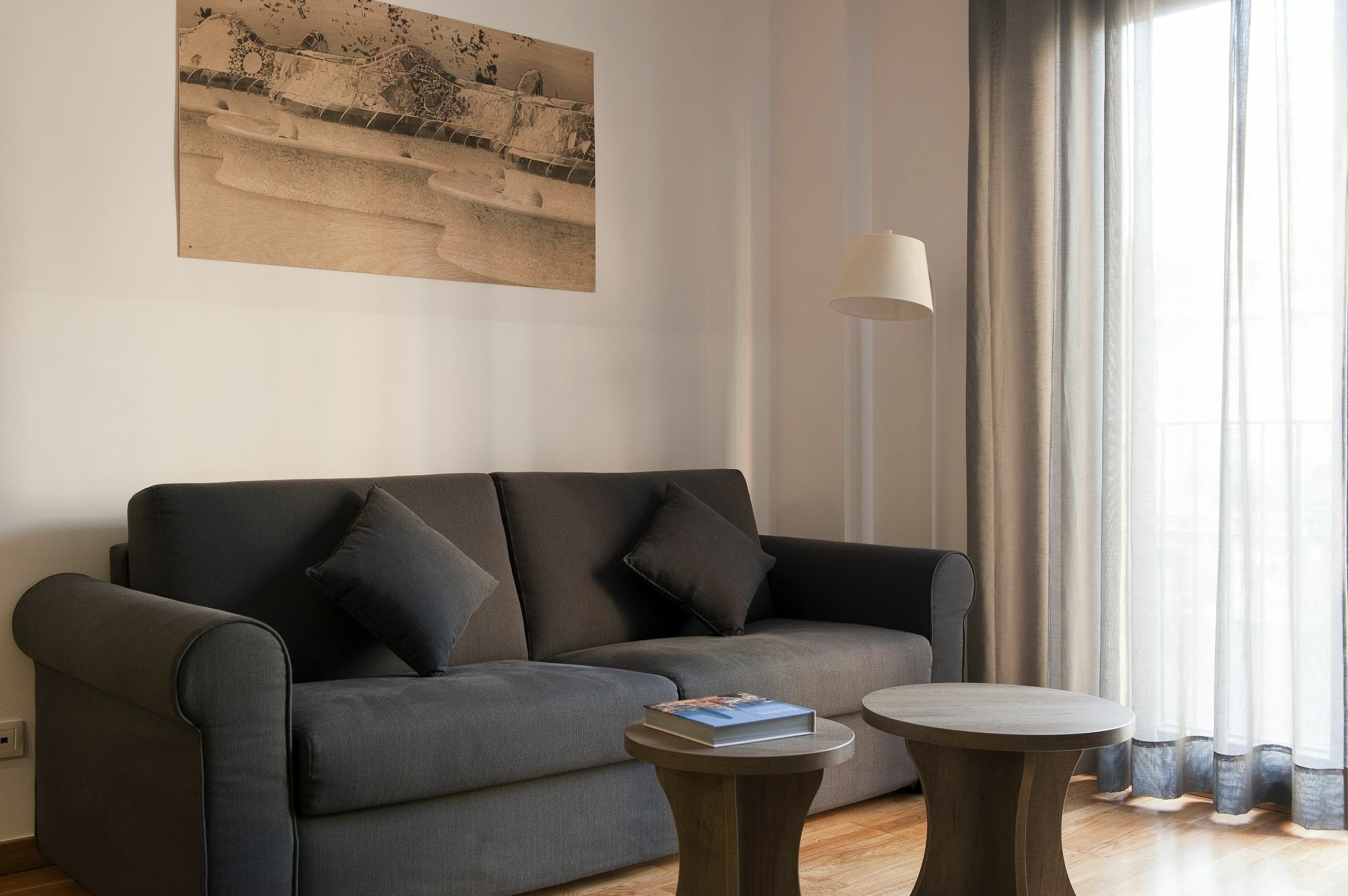 Mh Apartments Gracia Барселона Екстериор снимка